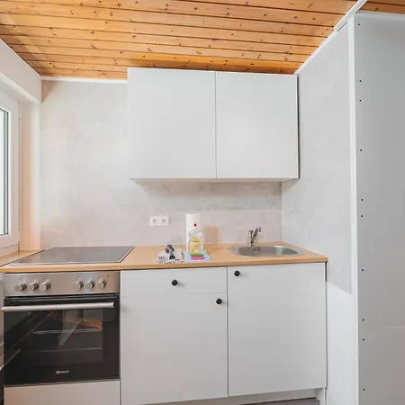 Raumschmide 4-7 Apart Otel 3*