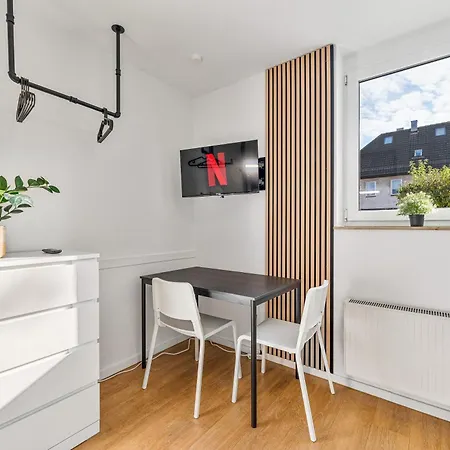 Raumschmide 4-7 מלון דירות