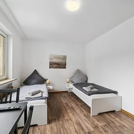 Raumschmide 4-7 מלון דירות 3*