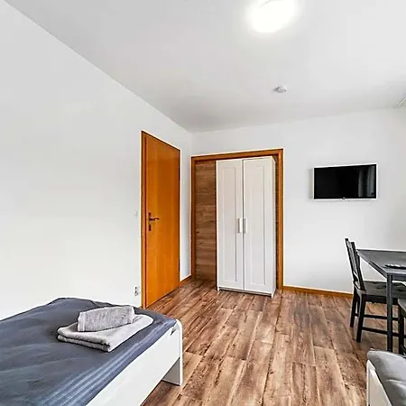 Raumschmide 4-7 Apart Otel